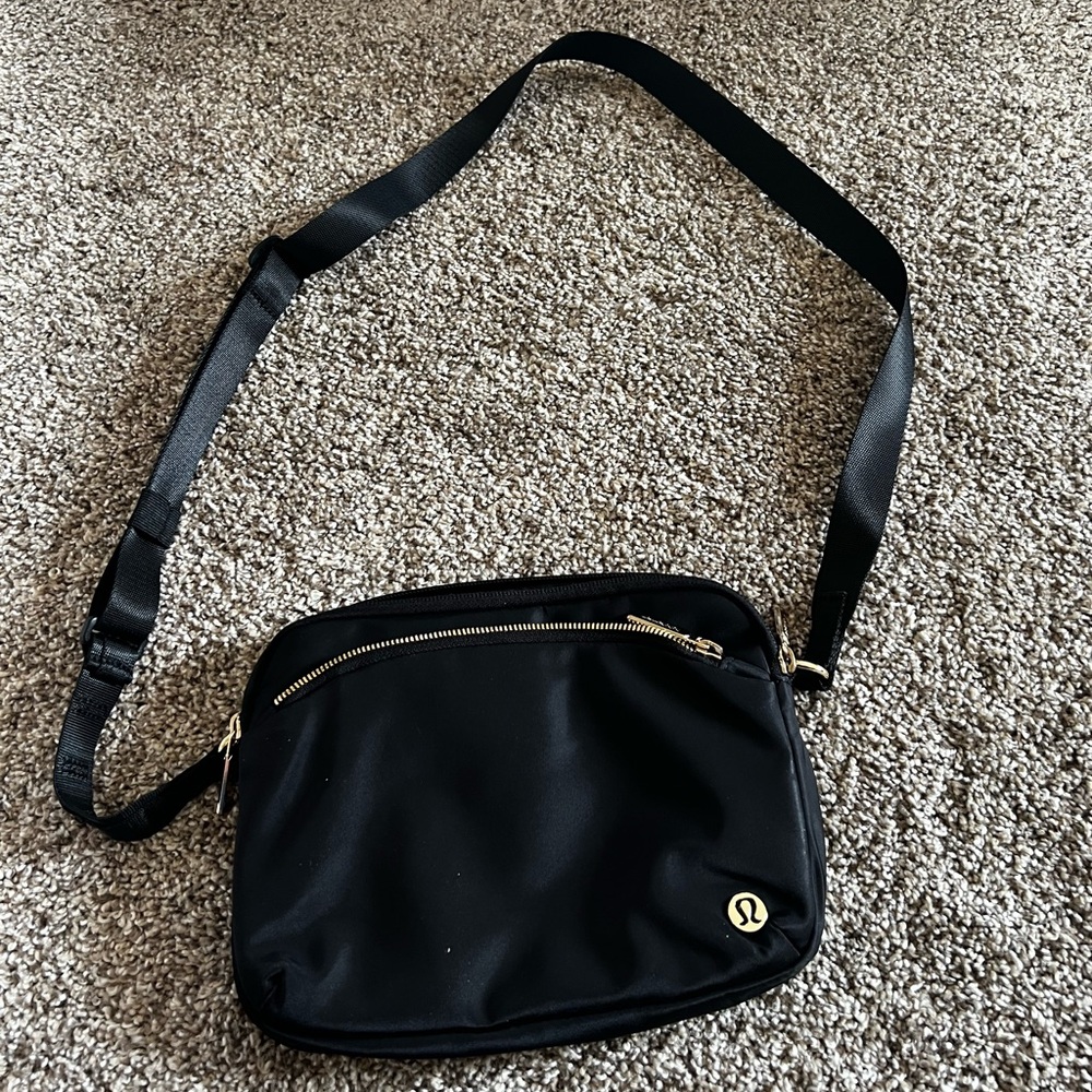 lululemon athletica Black Crossbody Bag with Gold Accents